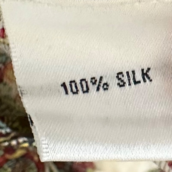 Talbots Shirt Top Blouse Button Down 16 Petite 16P XLP Paisley 100% SILK Career - Picture 5 of 5